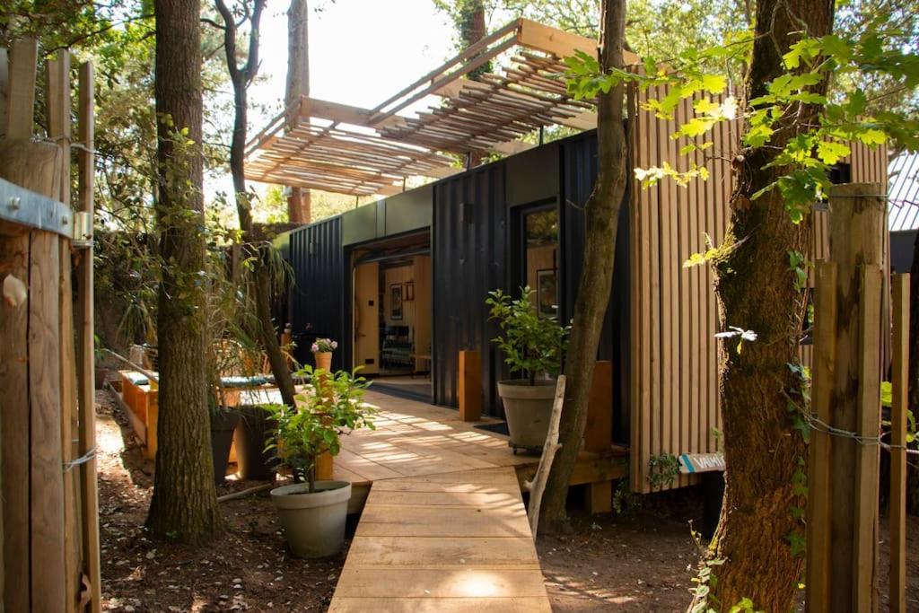 Vaimiti, Cabane Cosy Sous Les Pins 圣布里文莱丝皮恩 外观 照片