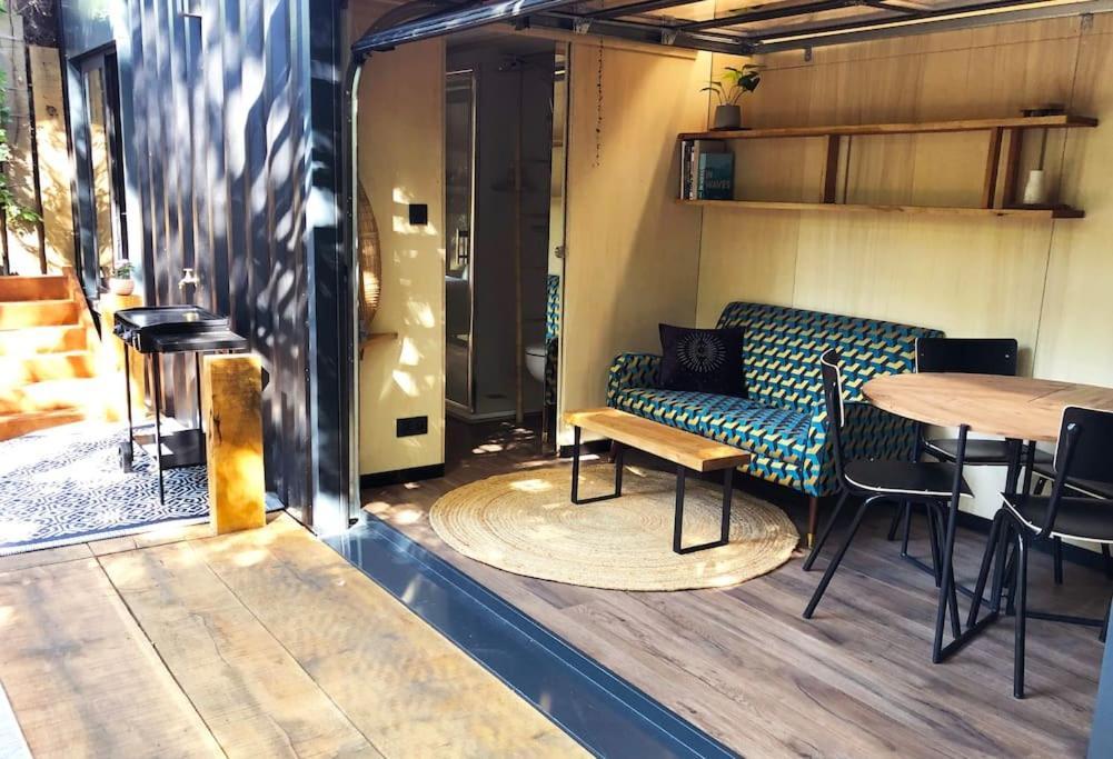 Vaimiti, Cabane Cosy Sous Les Pins 圣布里文莱丝皮恩 外观 照片
